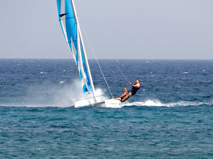 סירת קטמרן 16 DART